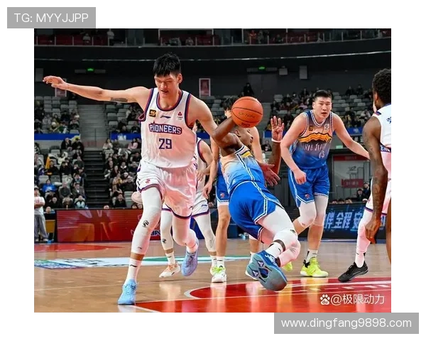 [CBA]一节制胜 新疆大胜深圳.