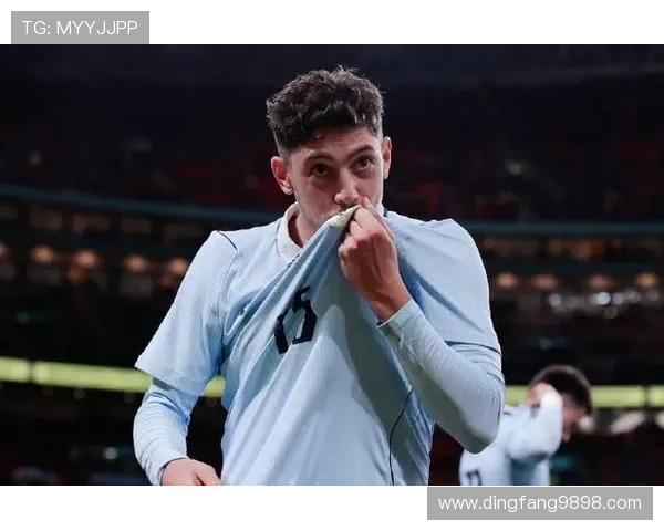 乌拉圭主帅：巴尔韦德为绝对核心